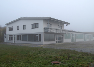  - Erstunterkunft im Gewerbegebiet von Viechtach. Foto: Langer/Landkreis Regen