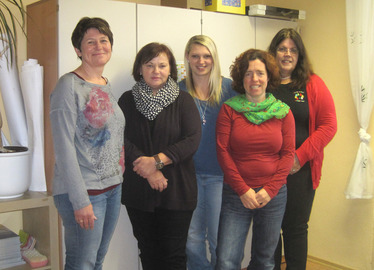  - Susanne Spranger vom Bunten Kreis, Christine Reis und Sandra Kusy von der Frühförderung, Elisabeth Mies vom Familienbüro KoKi und Linda Nowak vom Bunten Kreis Foto: Mies/Landkreis Regen