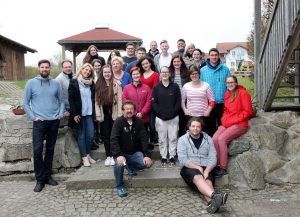 Kommunale Jugendarbeit und Kreisjugendring kooperieren dem Jugendrotkreuz aus Regen. Foto Kathrin Zitzelsberger/KJR