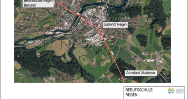 Der Bahnhof ist vom geplanten Standort 1,3 Kilometer entfernt, vom aktuellen 1,1 Kilometer.