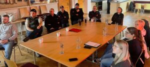 Unser Bild zeigt das Kernteam beim Auftakt-Workshop. Foto: Martin Sterl/Kreisfeuerwehrverband