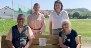 Unser Bild zeigt, stehend Janine Biberger (li., Gemeinde Hohenthann) und Bürgermeisgterin Andrea Weiß, sitzend Andreas Koneberg (li.) und Susanne Wagner (beide Landratsamt Regen). Foto: Janine Biberger / Gemeinde Hohenthann