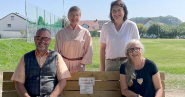 Unser Bild zeigt, stehend Janine Biberger (li., Gemeinde Hohenthann) und Bürgermeisgterin Andrea Weiß, sitzend Andreas Koneberg (li.) und Susanne Wagner (beide Landratsamt Regen). Foto: Janine Biberger / Gemeinde Hohenthann