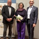 Auch eine Viechtacherin bekam die Ehrenamtskarte verliehen. Foto: Heiko Langer / Landratsamt Regen