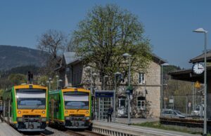 Bahnhof Zwiesel auf Gleis 1 Waldbahn Richtung Grafenau. Foto: Die Länderbahn