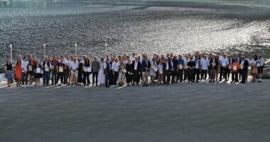 Die Festgemeinschaft am See. Foto: Kreisentwicklung Landkreis Regen