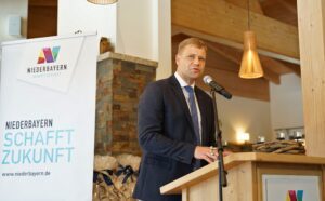 Bezirkstagspräsident Dr. Olaf Heinrich. Foto: Kreisentwicklung Landkreis Regen