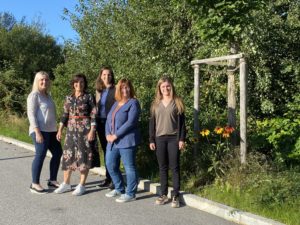 Die Verantwortlichen im Bereich Kindertagesbetreuung am Kreisjugendamt v.li. Nicole Ernst, Sandra Holzer, Daniela Lorenz, Rosemarie Artmann und Michaela Müller. Foto: Koziot/Landkreis Regen