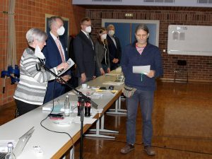 Martin Lippl legte den Amtseid als Kreisrat ab. Foto: Langer/Landkreis Regen