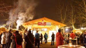 Der Weihnachtsmarkt in Bischofsmais. Foto: Kreisentwicklung Landkreis Regen